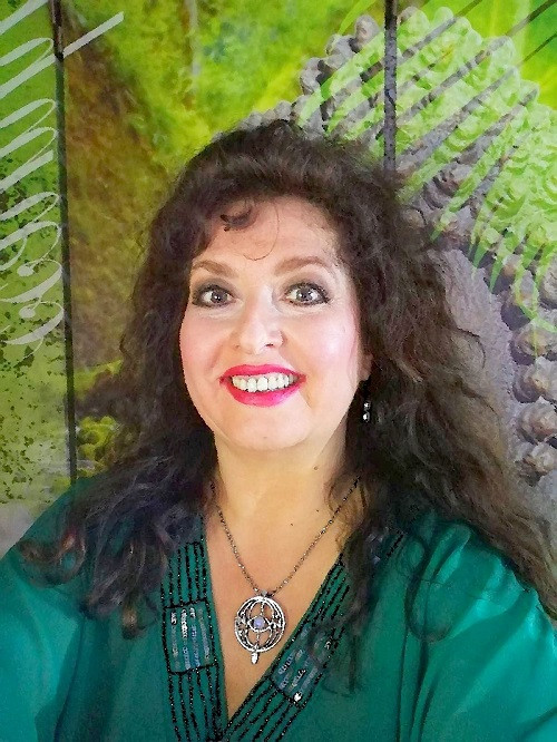 Reader profile image for Aviva