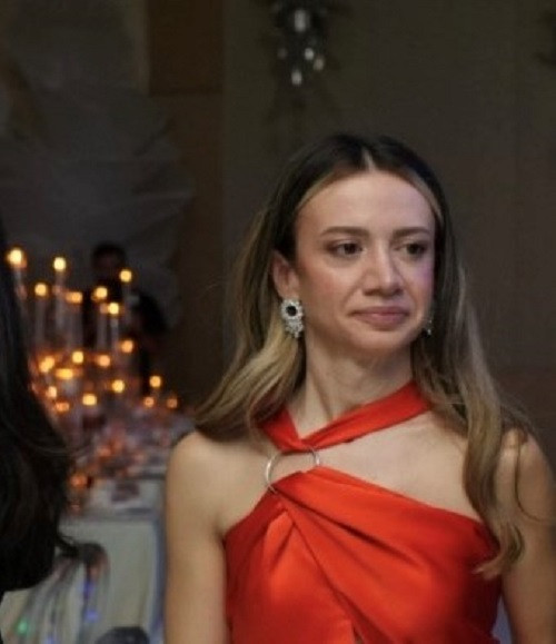 Reader profile image for Leyla