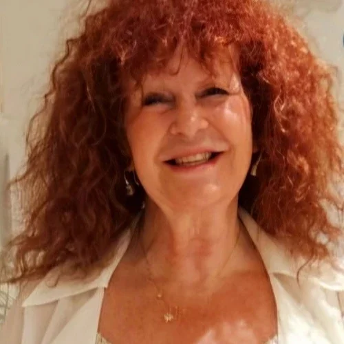 Reader profile image for Gayle