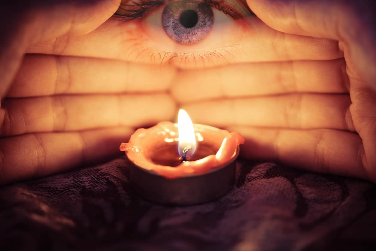 how can a psychic medium help you